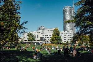 „Wir haben Platz!“ – Demo in Essen